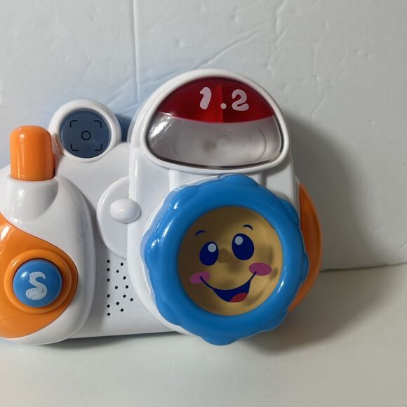 Toddlers Light Up Musical Camera - Hap-P-Kid 2010 - Working - Picture 2 of 7